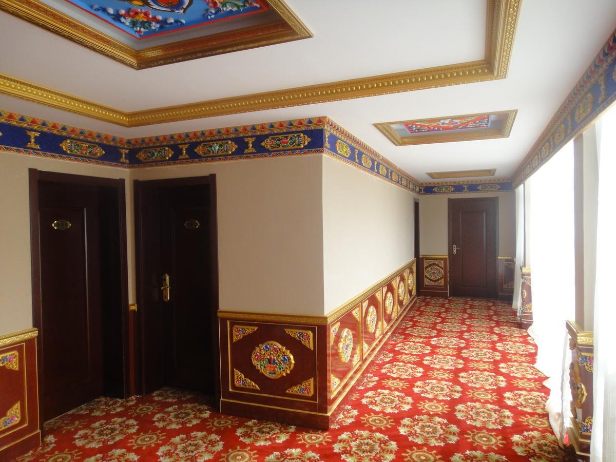 Overseas Tibetan Hotel Xiahe Esterno foto