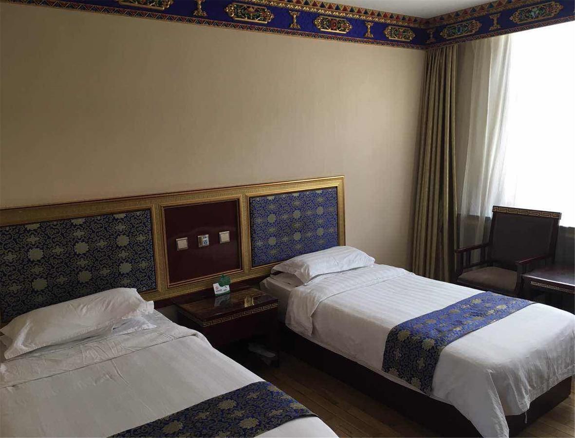Overseas Tibetan Hotel Xiahe Esterno foto